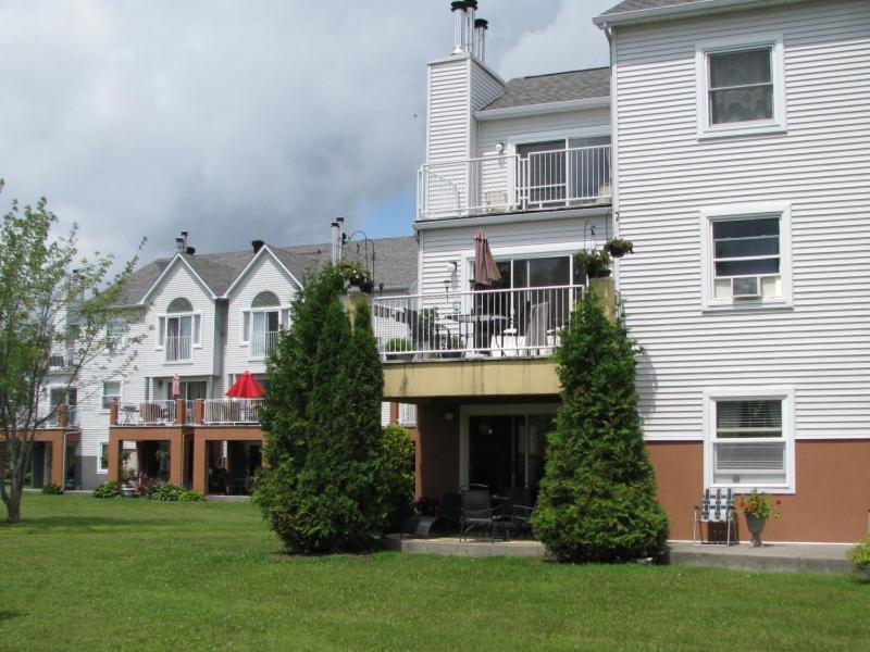 Arkadia Condo Magog Dış mekan fotoğraf